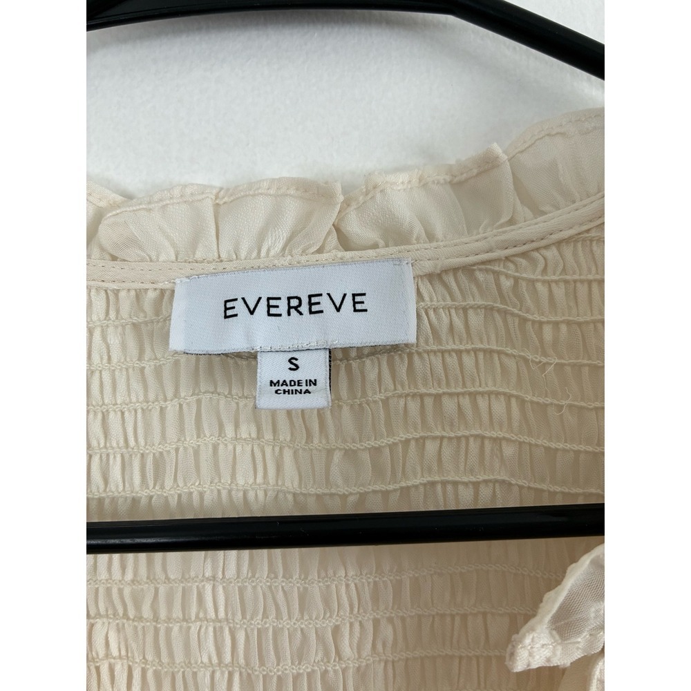 EVEREVE Cream Floral Burnout‎ Blouse Smocked V-Neck Sheer Boho Top Small - Picture 3 of 7